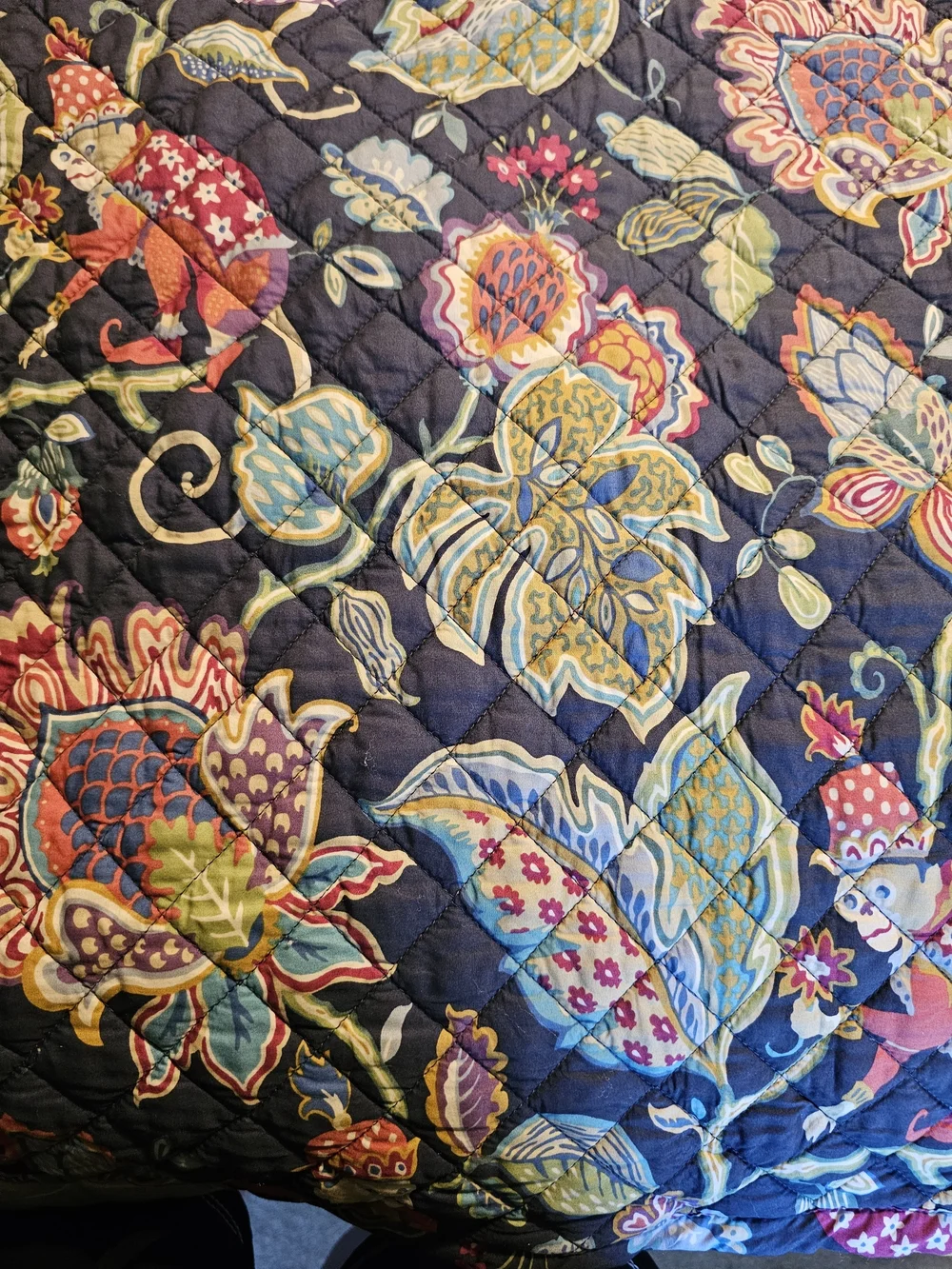 Cuddledown Quilted Bedspread in Navy and Multicolor -  King